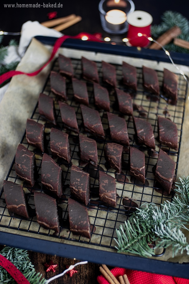 Einfaches Magenbrot wie vom Weihnachtsmarkt: Genuss für Zuhause mit und ohne Thermomix